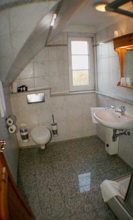 Landgasthof Zur Krummen Linde Stolpe  객실 사진
